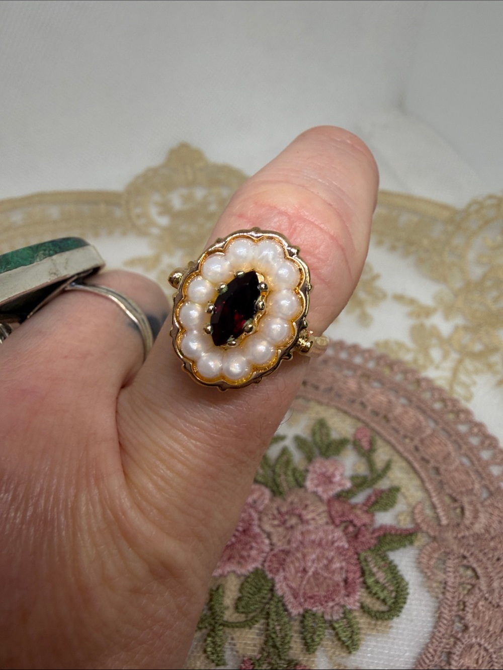 Vintage 1973 Avon Rose Glow Faux Garnet & Faux Pearl Ring Size 7 | Estate